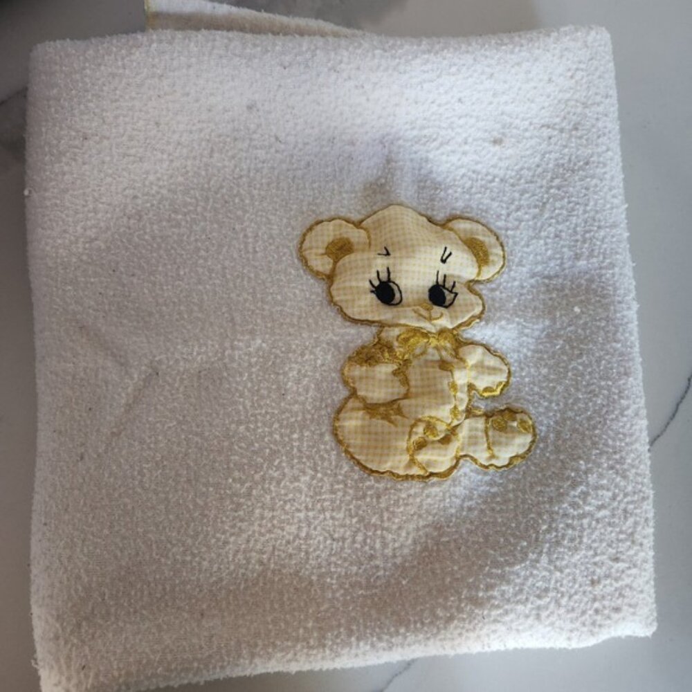 Old english Baby 60s blanket with Embroidered Yellow Gingham Bear